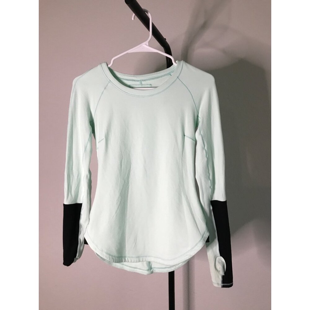 Lulu Lemon Long Sleeve Shirt | Mint Green Running Top | Size 4 | Thumb Holes